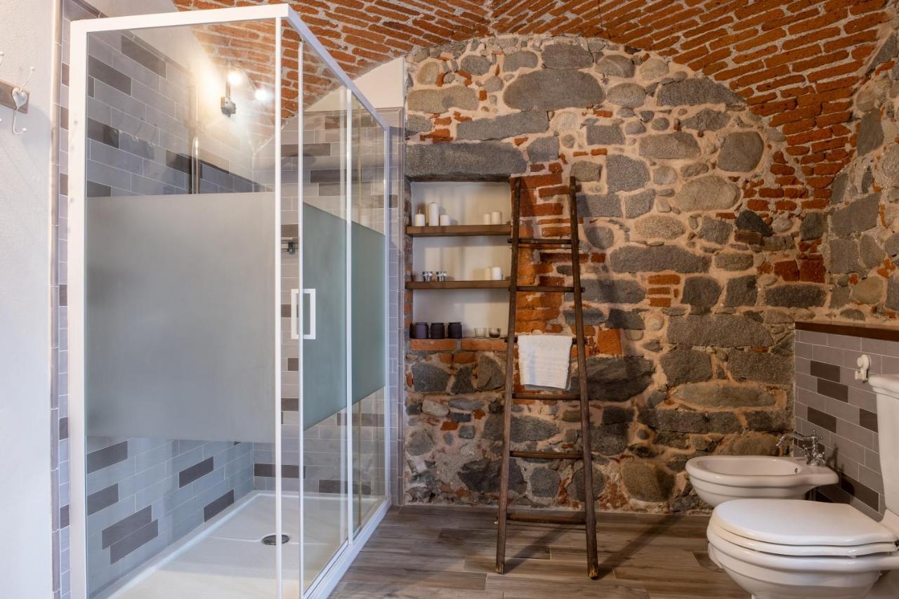 B&B Il Cortile Биелла Экстерьер фото